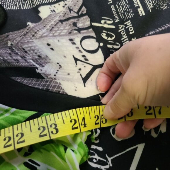 Laura Petites Colorful Summer Green Black Round Sleeveless Dressy Party Top L/G - Picture 7 of 7